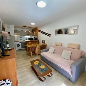 Appartement De Plein Pied Avec Piscine 2*, Loudenvielle